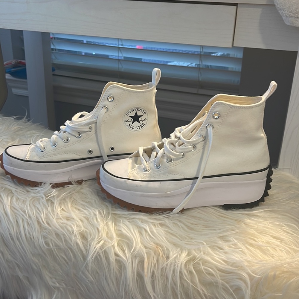 Converse Run Star Hike High Top Platform size 9 women size 7.5 men